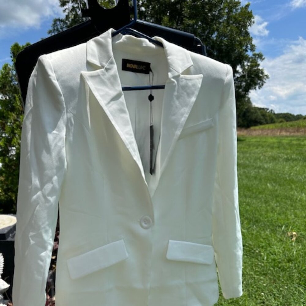 NWT Novaluxe Jasmina Tuxedo suit Blazer only color White Ivory size XS